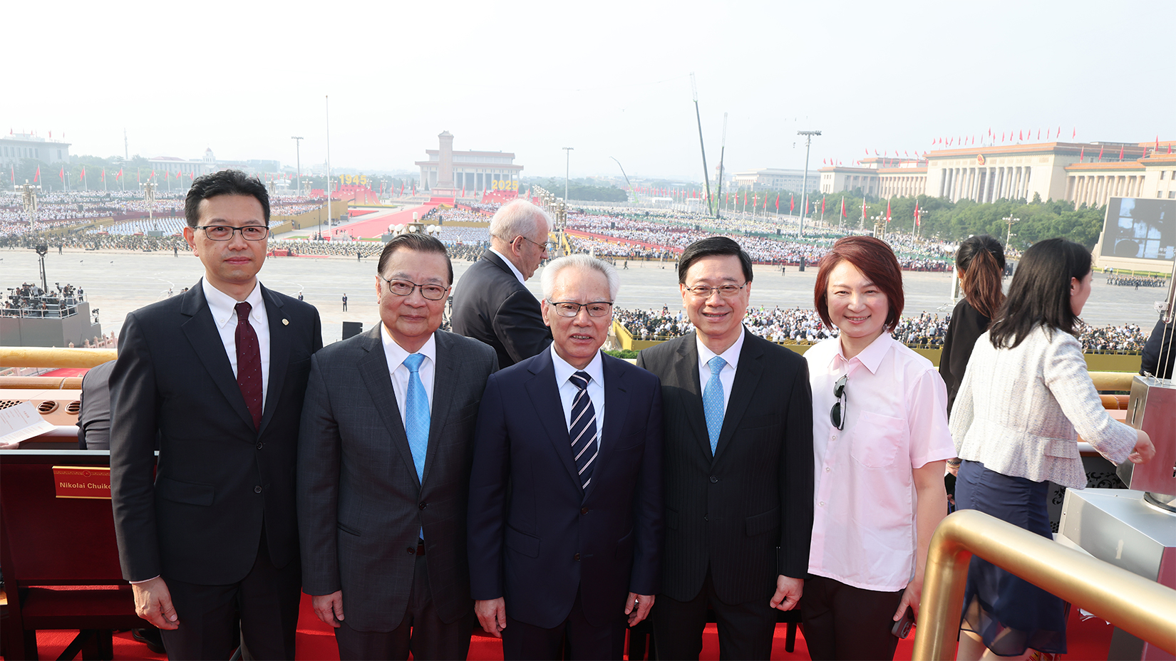 李家超